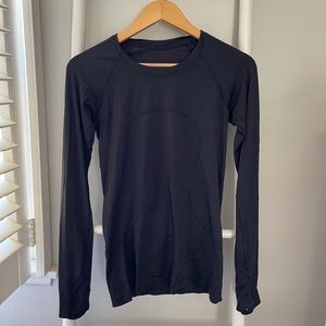 Lululemon Black Swiftly 2.0 Long Sleeve